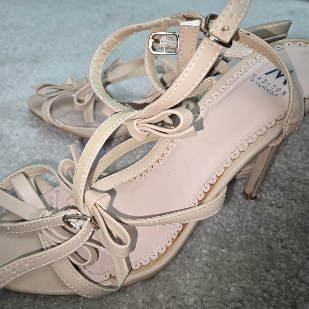 Madison Women's Cream Strappy Heels